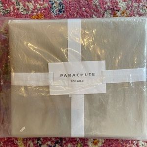 NWT Parachute top sheet in "Latte"